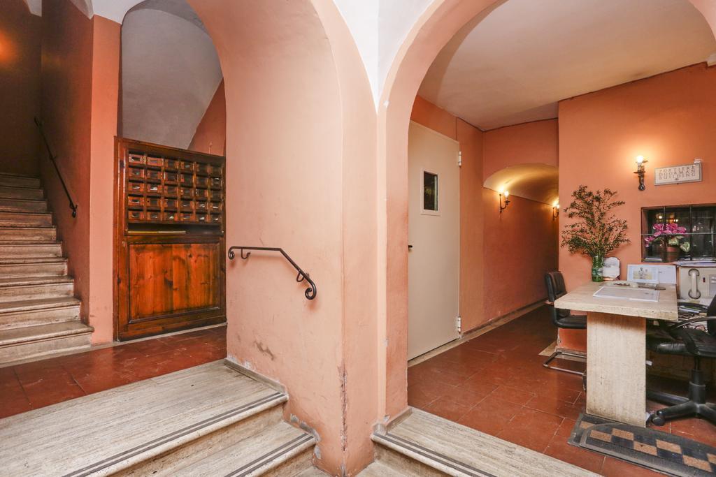 Pantheon Terrace Apartment Rome Bagian luar foto